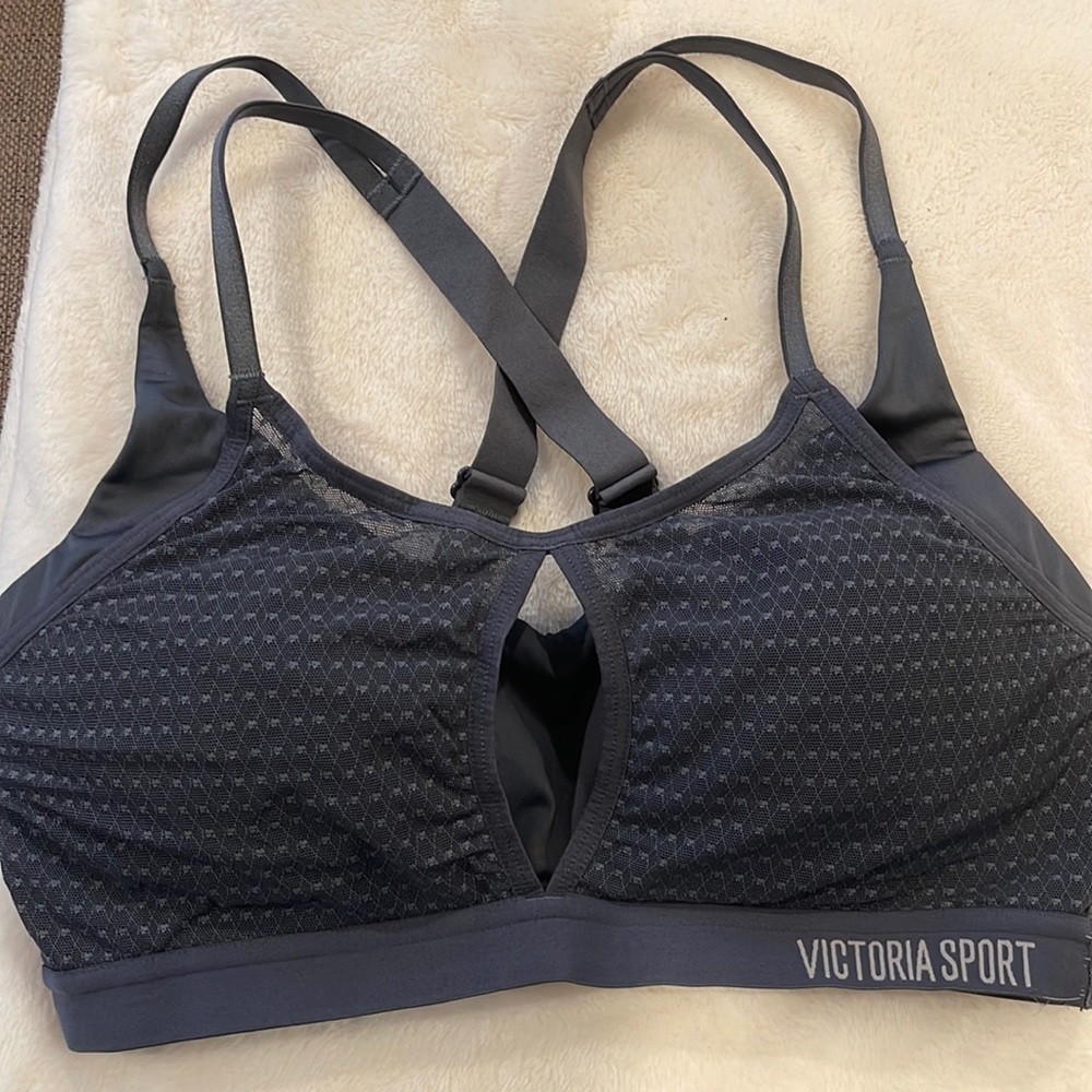 Victoria sport bra